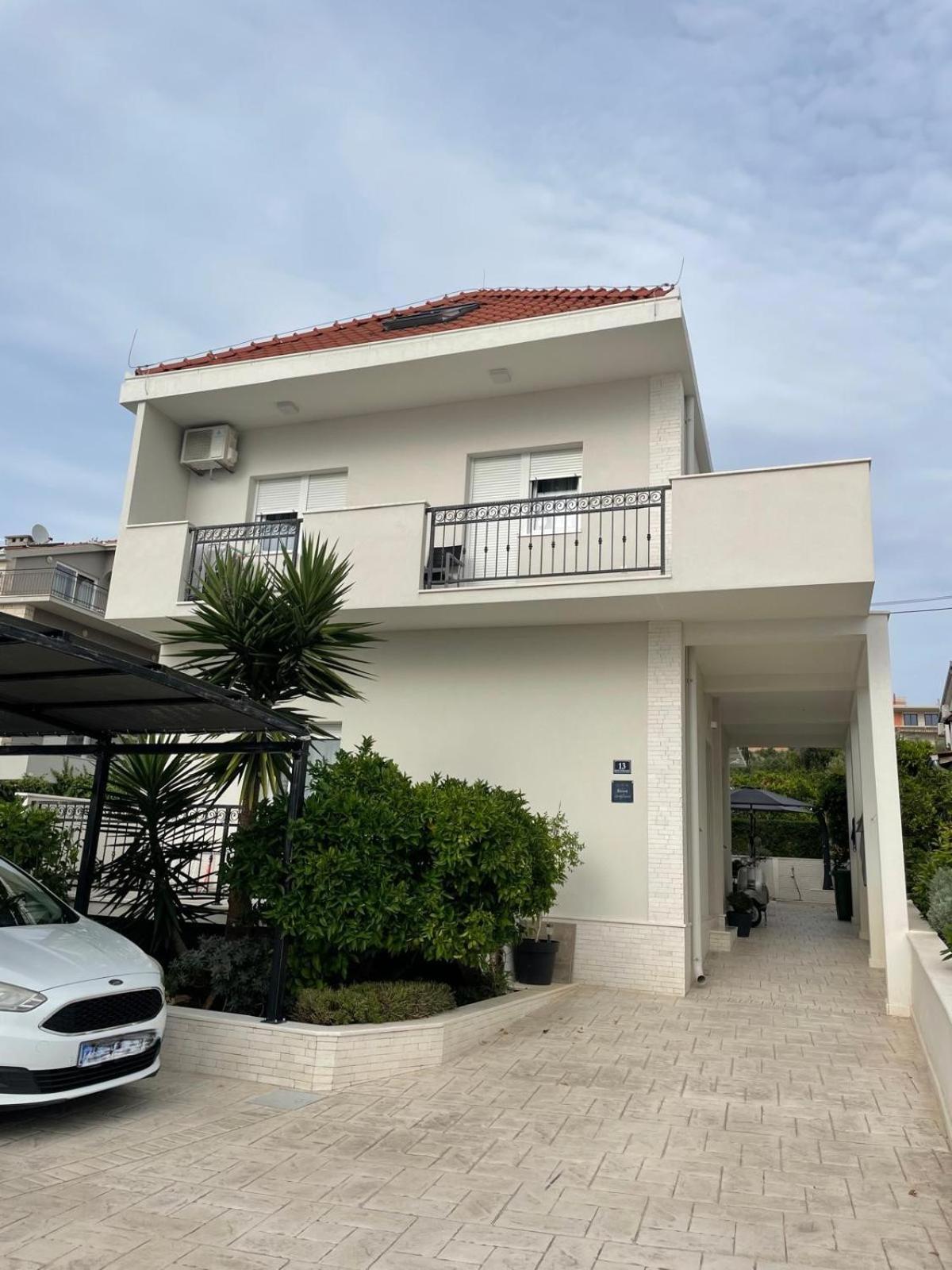 Apartment Sea&Sun Trogir Exteriör bild