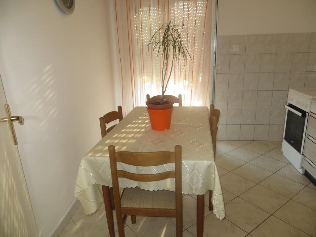 Apartment Sea&Sun Trogir Rum bild